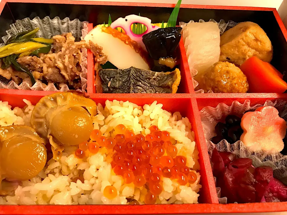 Snapdishの料理写真:冬御膳弁当|かずえさん