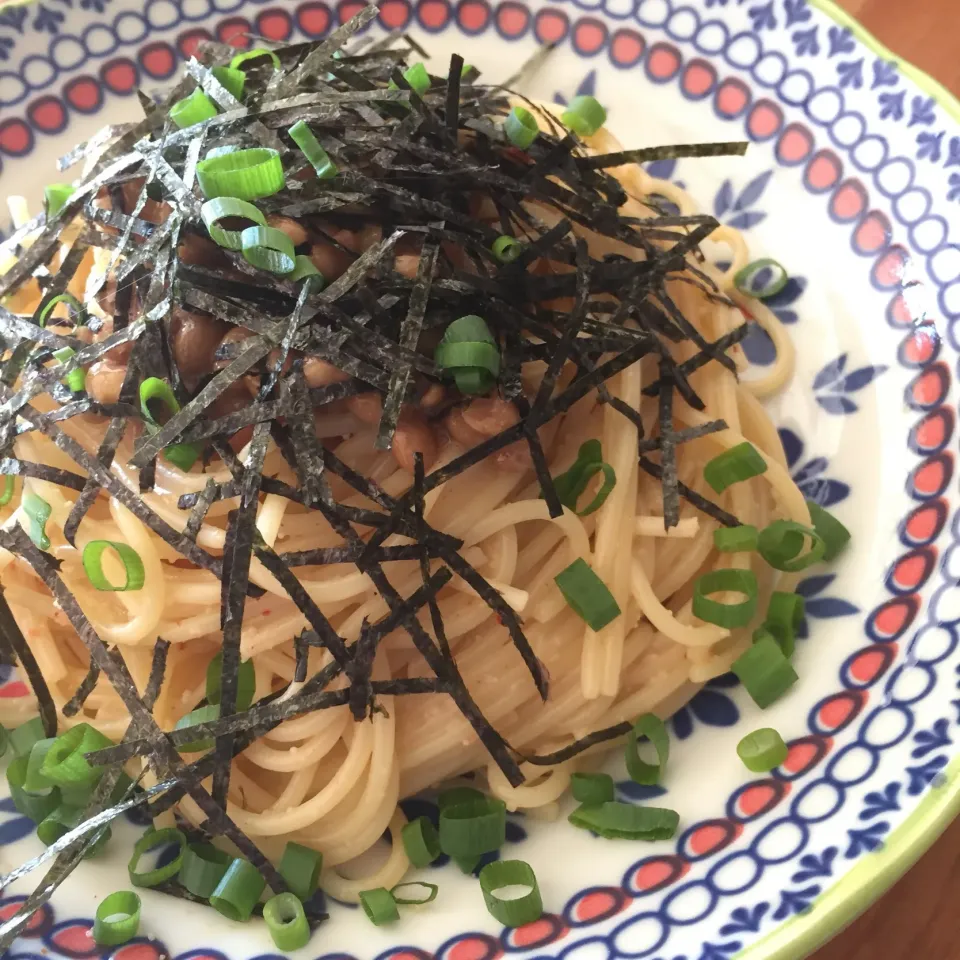 Snapdishの料理写真:本日のランチ辛子明太納豆スパゲッティ作ったよ🍝|NOMU'S キッチン🍳さん