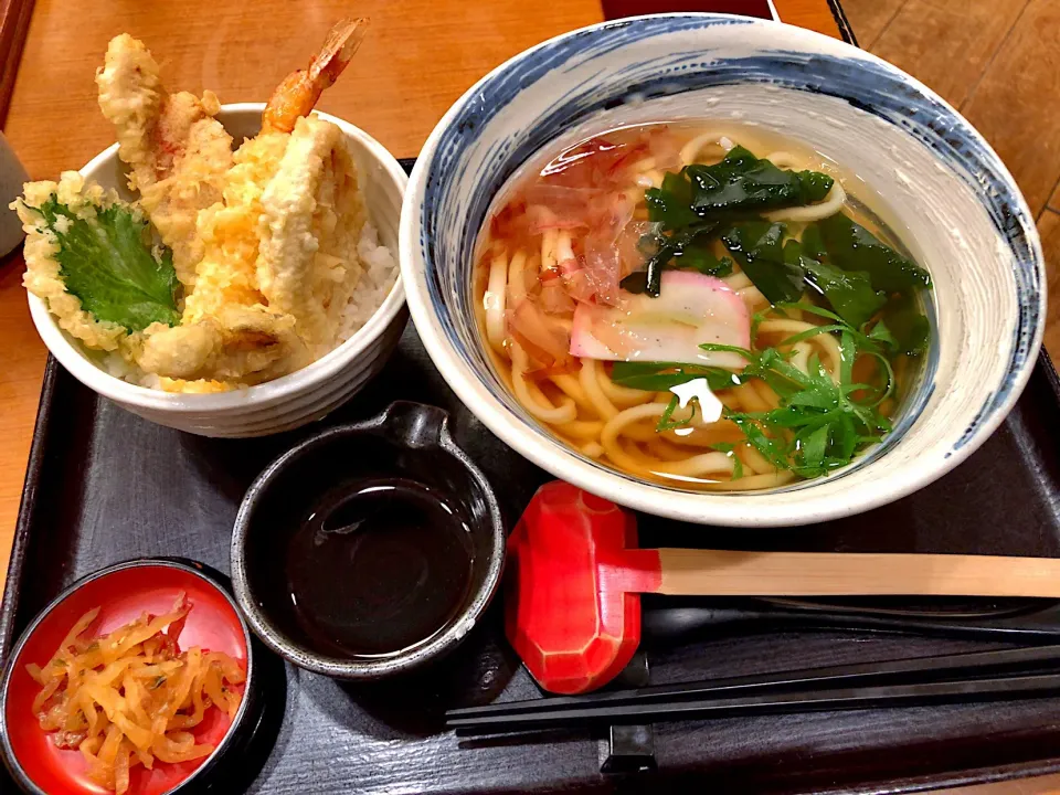 Snapdishの料理写真:冬の季節天丼定食|T. Wonderさん