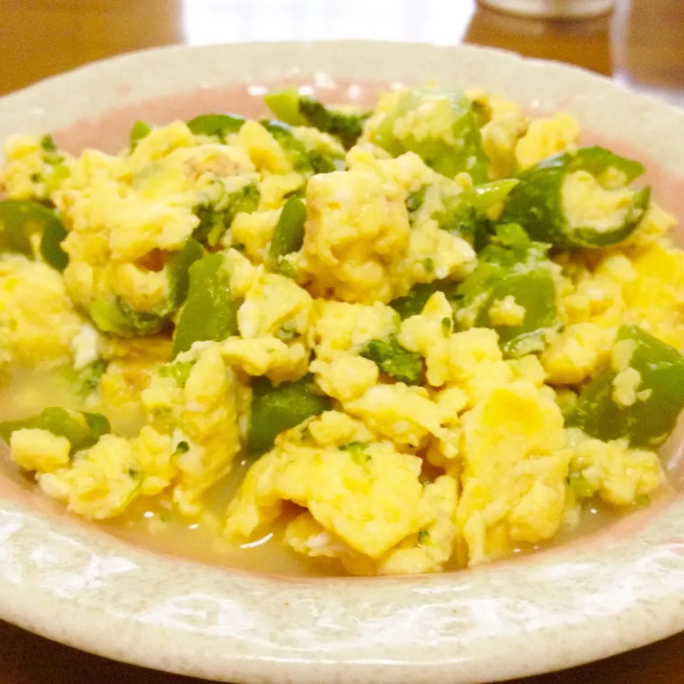 ピーマンの玉子とじ🍀お正月のお弁当にね〜🤗🎵#玉子料理 #簡単料理|まいりさん