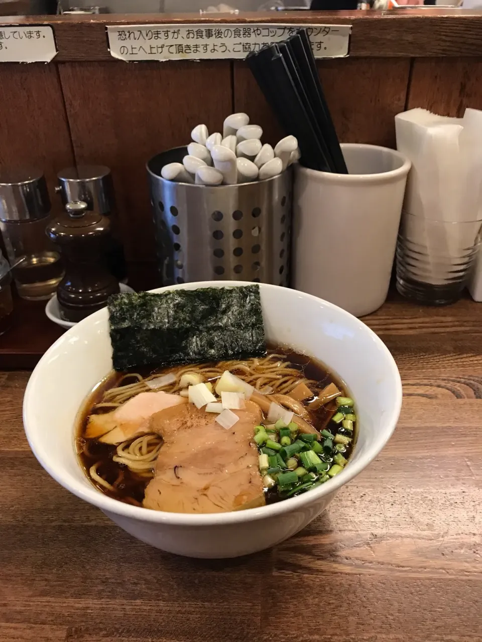 Snapdishの料理写真:醤油ラーメン|Taketoshi Satoさん