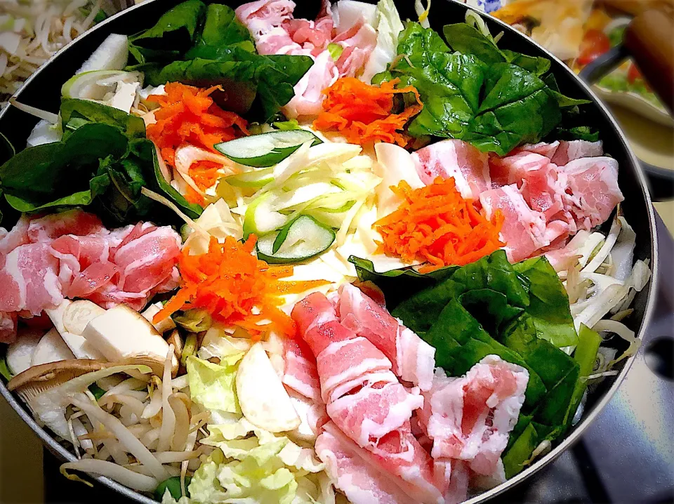 SnapDishまとめさんの料理 【よみもの】出汁いらずで時短でカンタン、なのに美味しすぎる！「1分・料理酒鍋」ショック|おさんどんさん