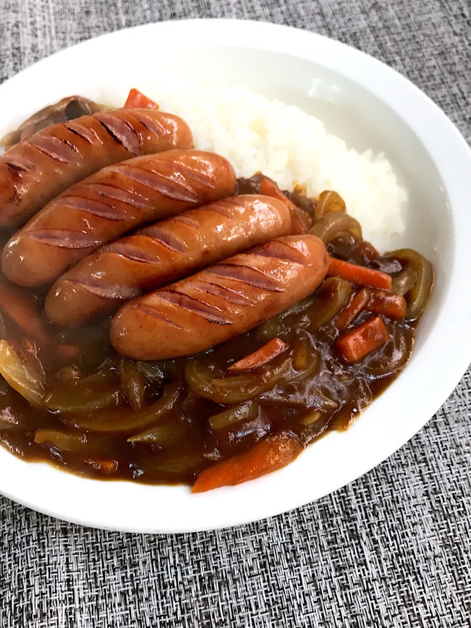 正月明けに食べたくなるのは
カレー🍛だよね😆|あまねこ🌿さん