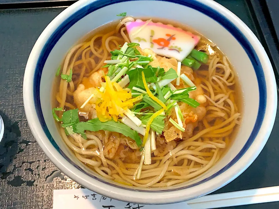 Snapdishの料理写真:桜えびのかき揚げ蕎麦|yumyum😋さん