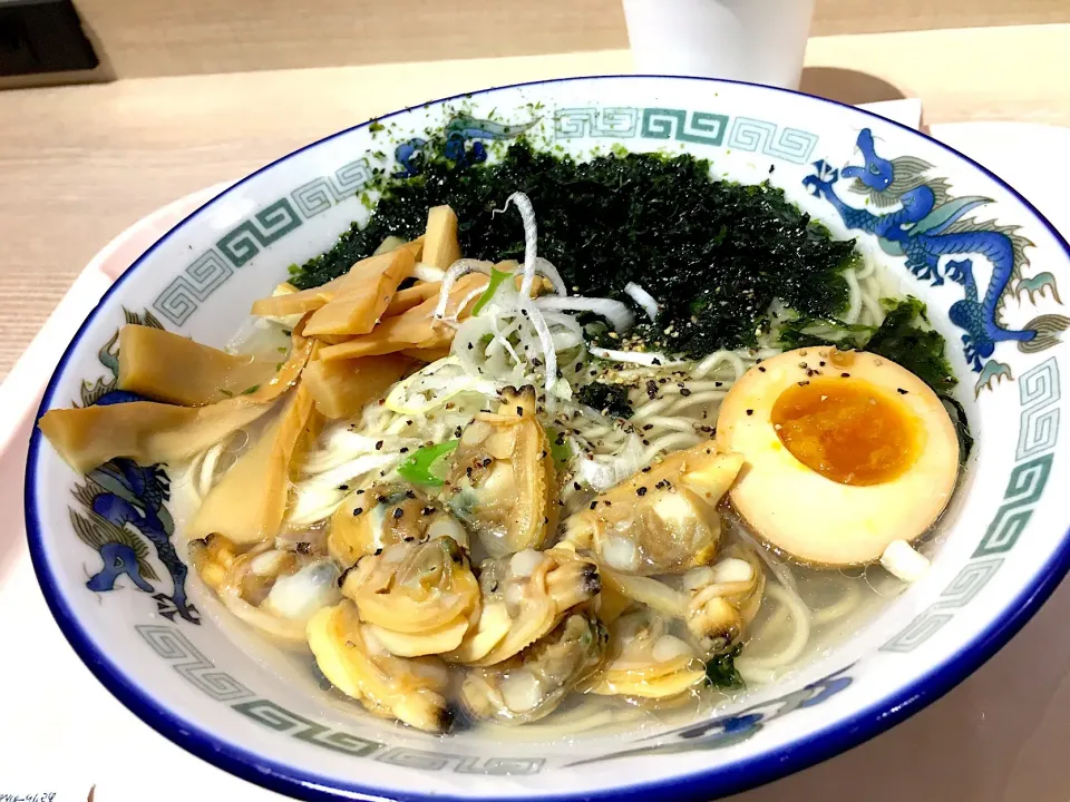 あさりとあおさの塩ラーメン🍜|くっきいさん