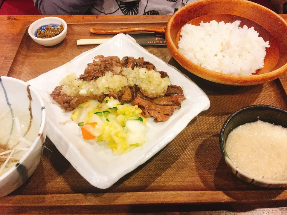 牛タン定食|コージ💫さん