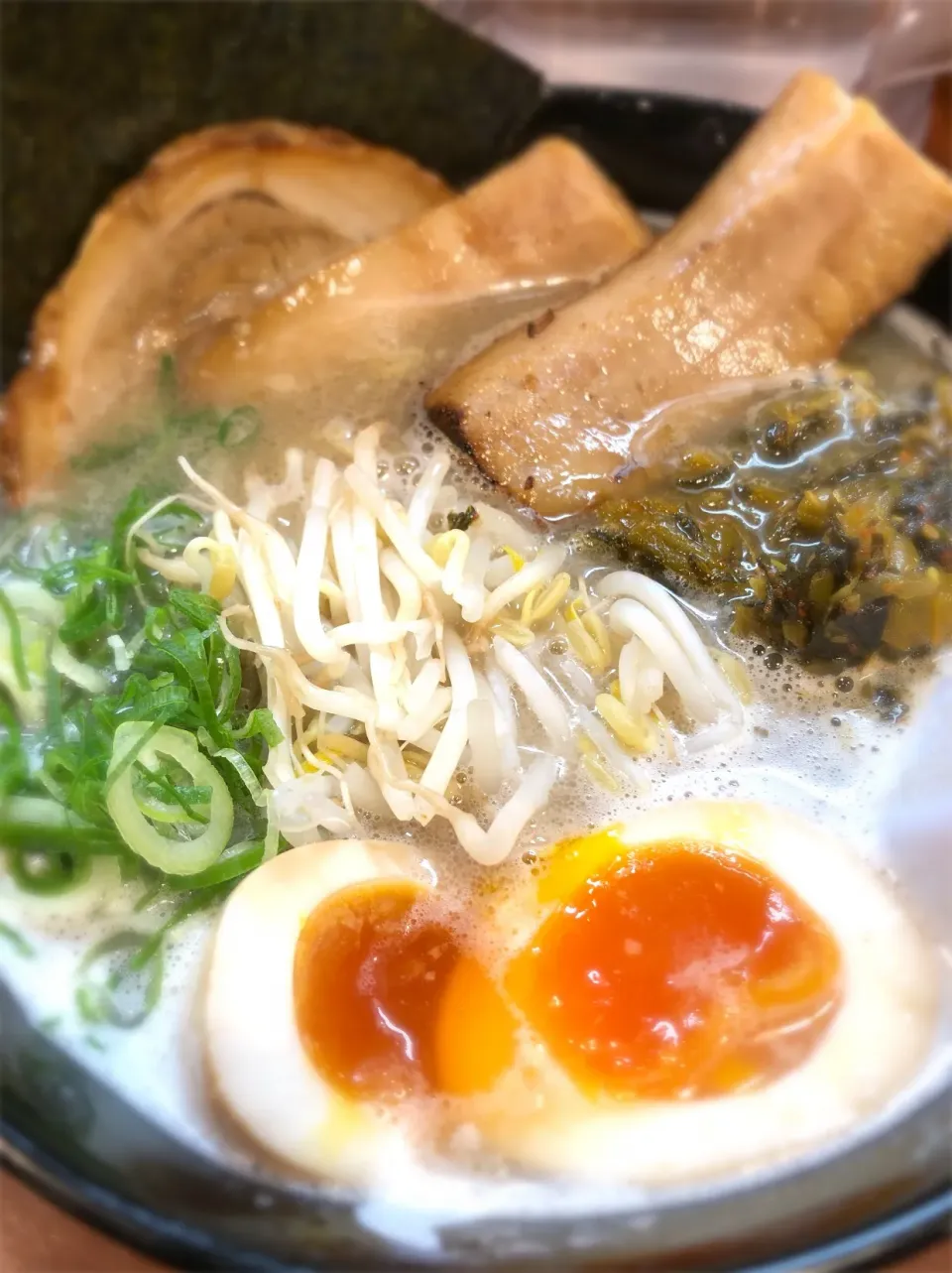 Snapdishの料理写真:博多 秀ちゃんラーメン|ATSUHIROさん