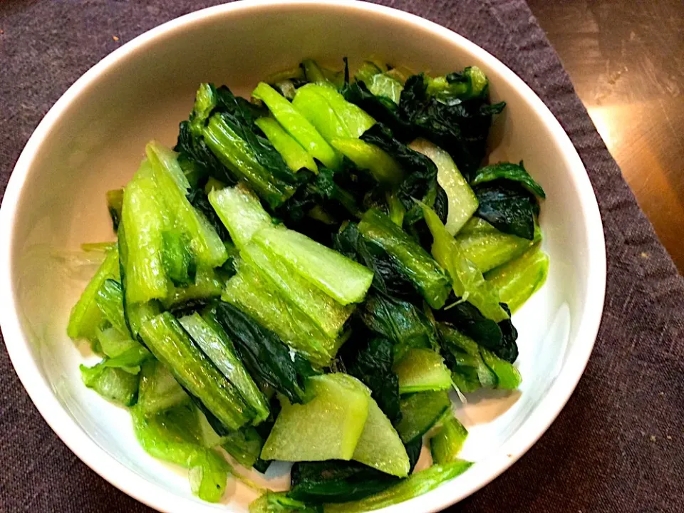 試してガッテン💪小松菜🥬の回より❣️
美味しい御浸し😋|アライさんさん