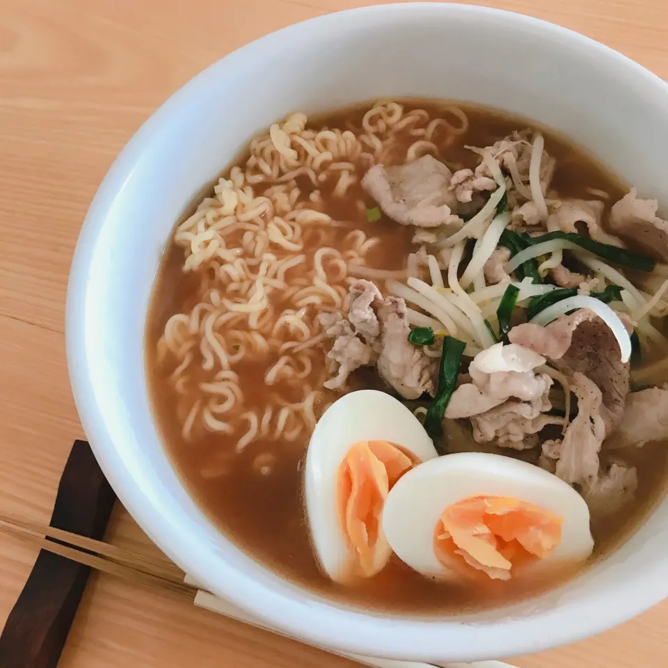 Snapdishの料理写真:味噌ラーメン‪٩( 'ω' )و‬お昼ごはん|サチャンさん