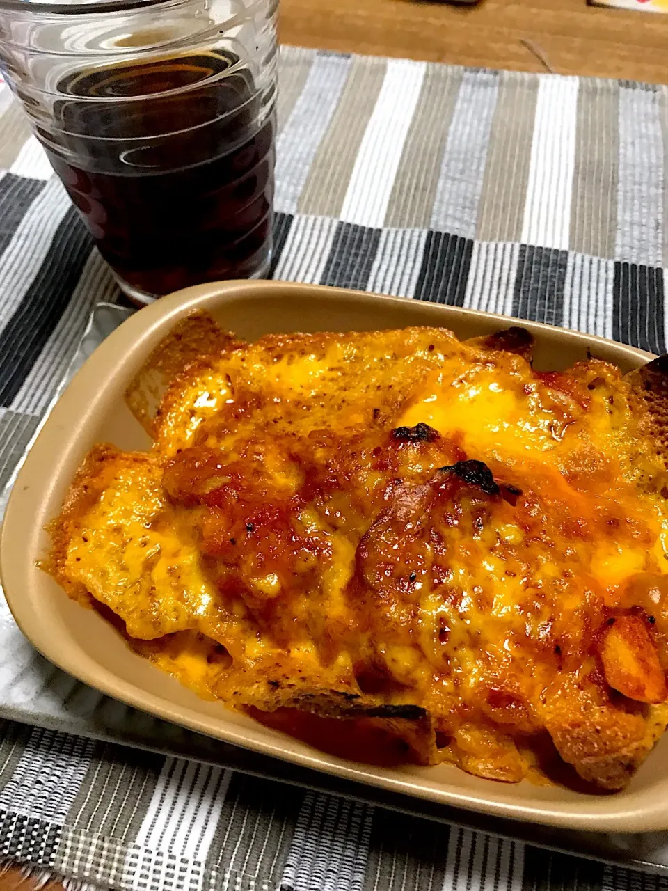 コレはヤバすぎる焼きナチョス|スカポンタスさん