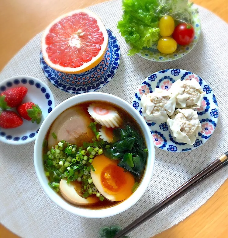 朝ごはんを食べよう😊糖質0麺ラーメンで朝ごはん🍜|あしゃぱんさん