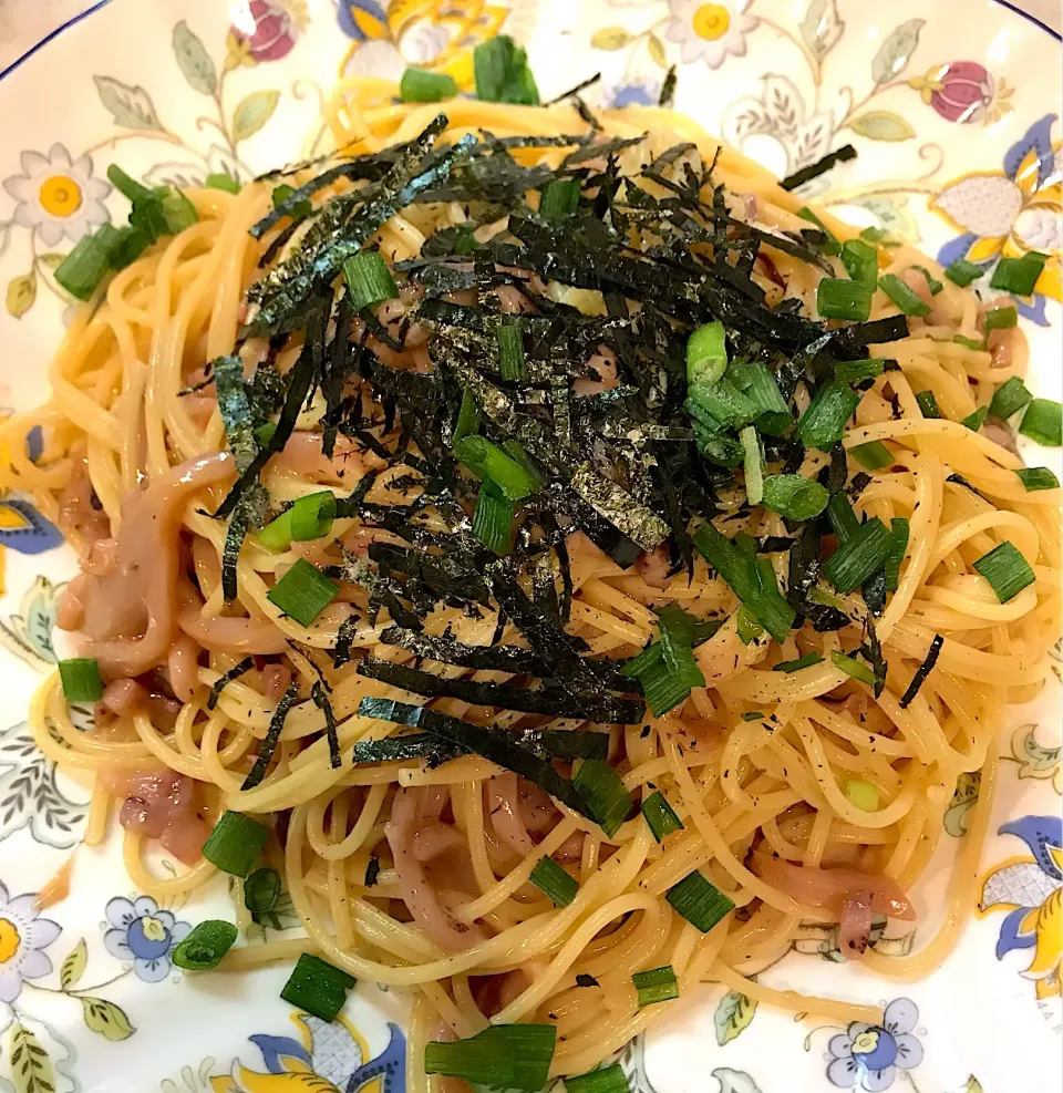 Snapdishの料理写真:塩辛パスタ|リカさん