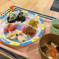 Snapdishの料理写真:ちびっ子ご飯|もこにゃんさん