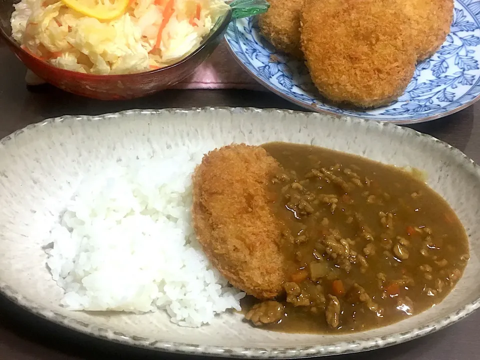 Snapdishの料理写真:コロッケキーマカレー|みえさん