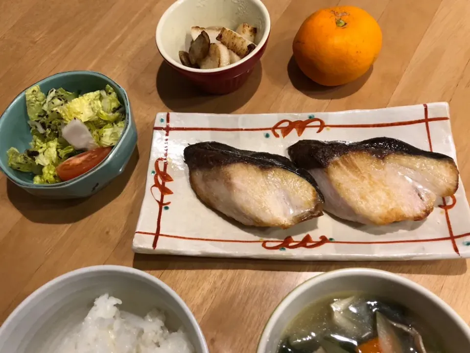 Snapdishの料理写真:ブリの塩焼き☆|Natsuki Ishikawaさん