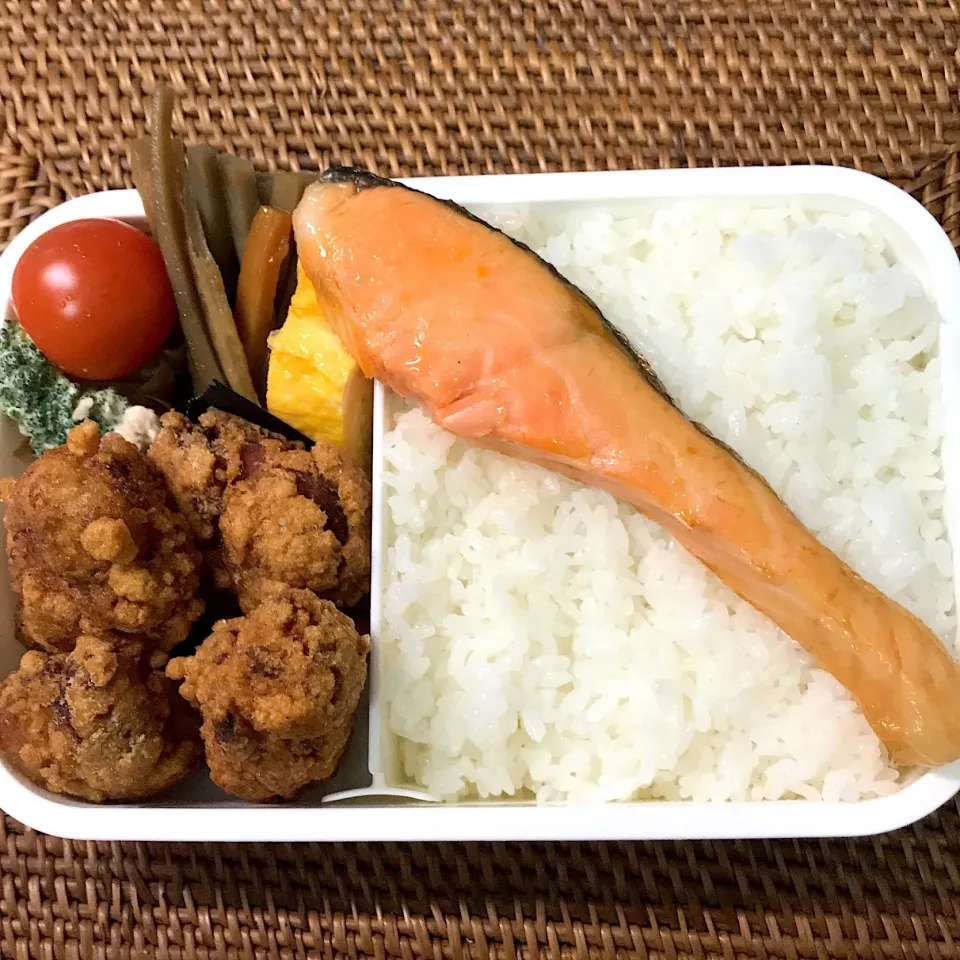 おじさん弁当 ☆Jan.10.2019 ☆

 #おじさん弁当|ニャン太郎さん