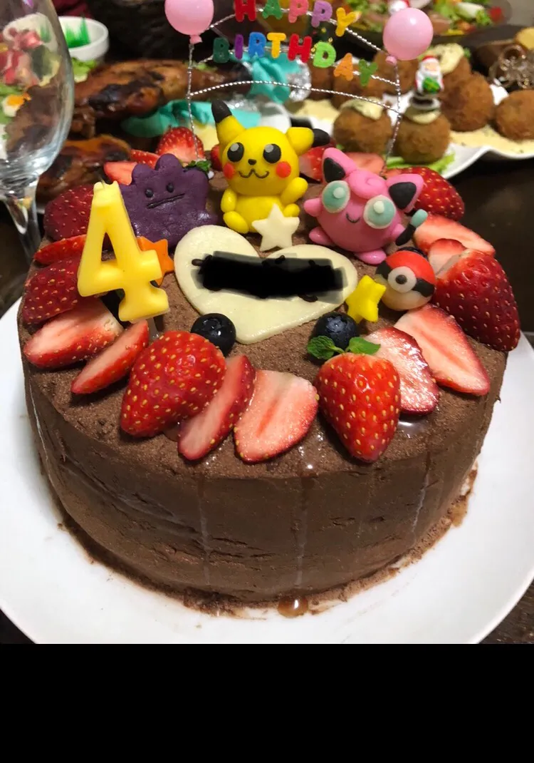 Snapdishの料理写真:誕生日ケーキ|明石 さつきさん