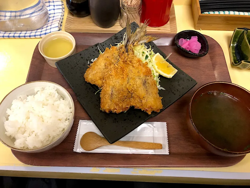 アジフライ定食|しのぶさん