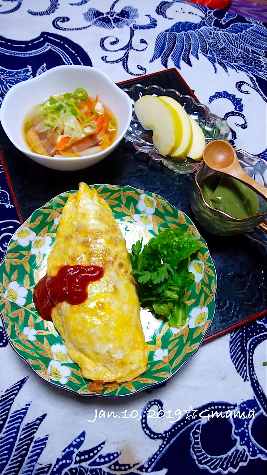 Gママの晩ごはん☆ 今夜はオムライスと大根汁…抹茶プリン🍮添えてみました。|kaoriさん