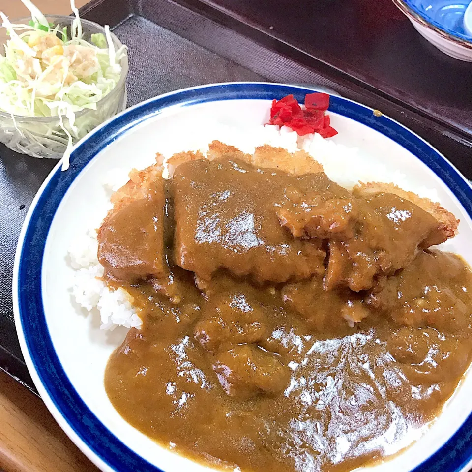 Snapdishの料理写真:カツカレー🍛|OMAOさん