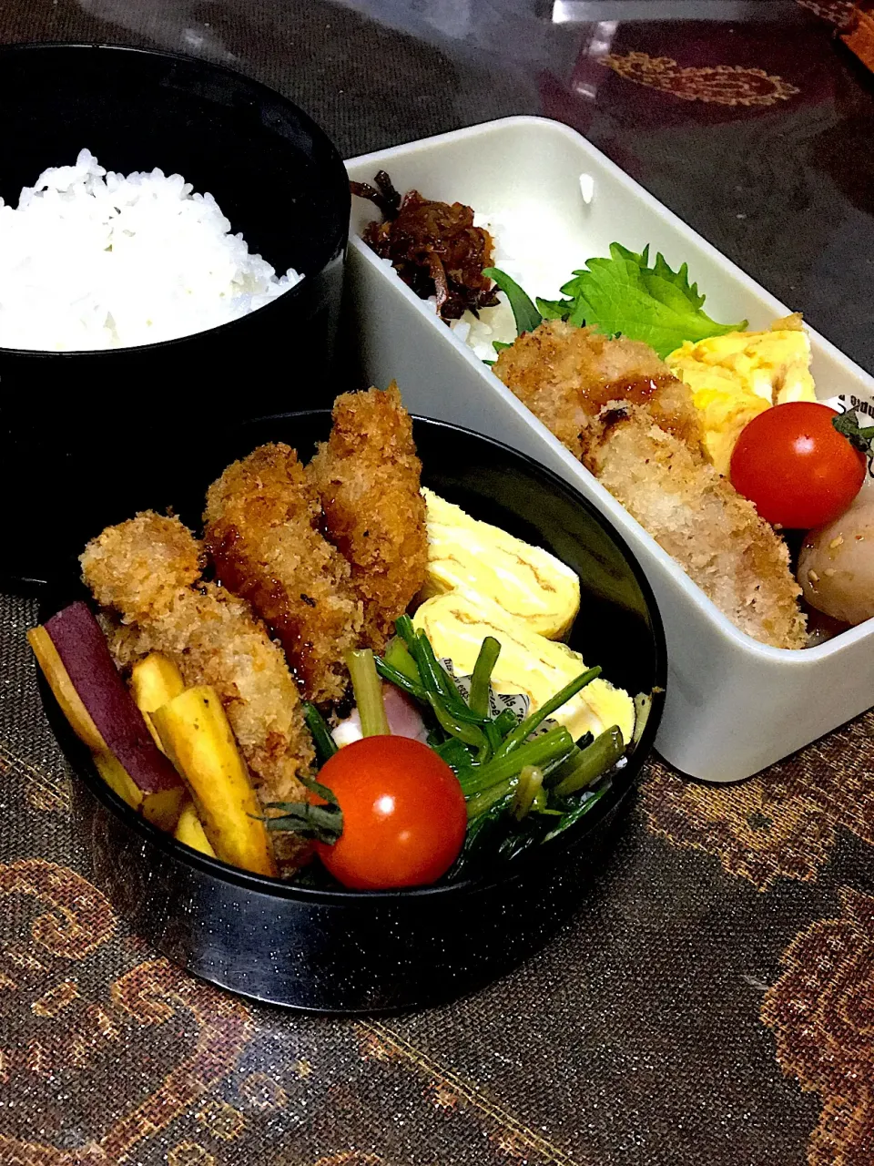 #お弁当  #お昼ご飯  #ヒレカツ 

2019.1.11 主人と私のお弁当🍱|renharuruさん