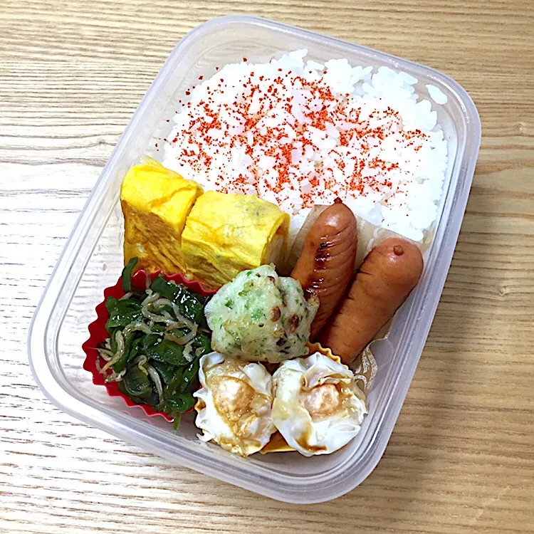 Snapdishの料理写真:金曜日の旦那さんのお弁当☺︎ #お弁当記録  #じゃこ入り玉子焼き  #じゃこピーマン  #ウインナー|むさけんさん