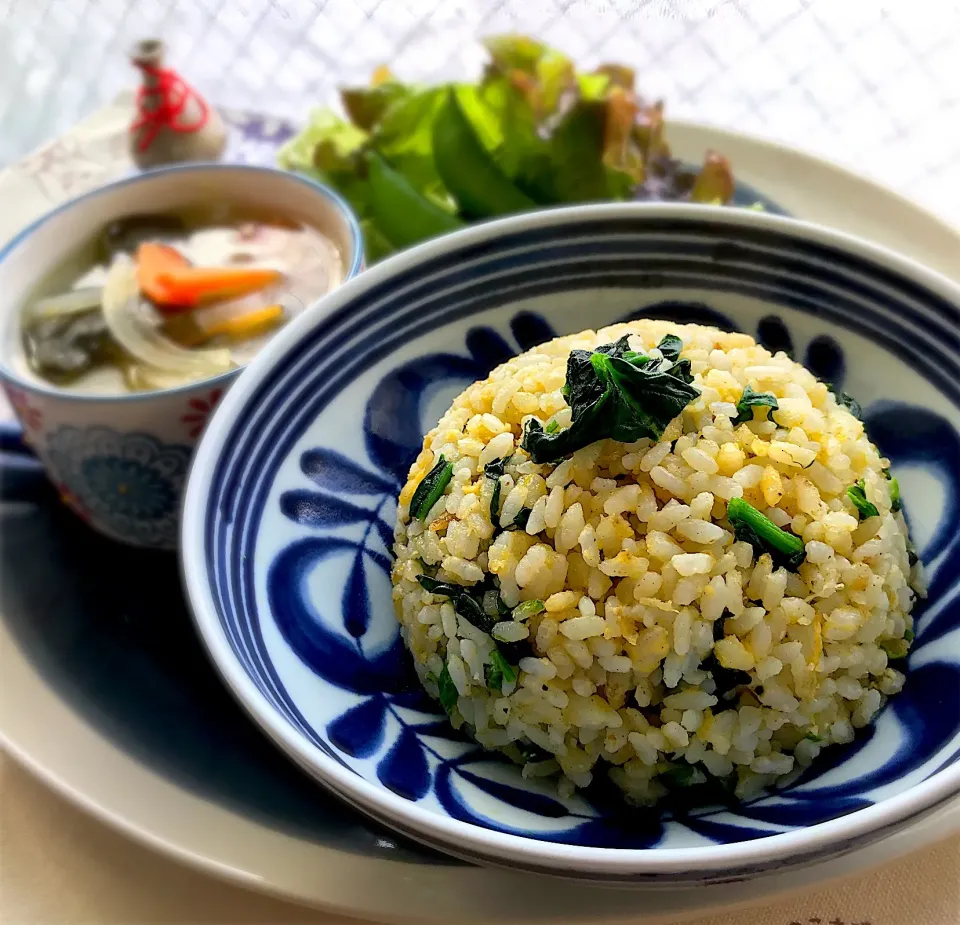 昼ごはん  ほうれん草炒飯|砂雪さん