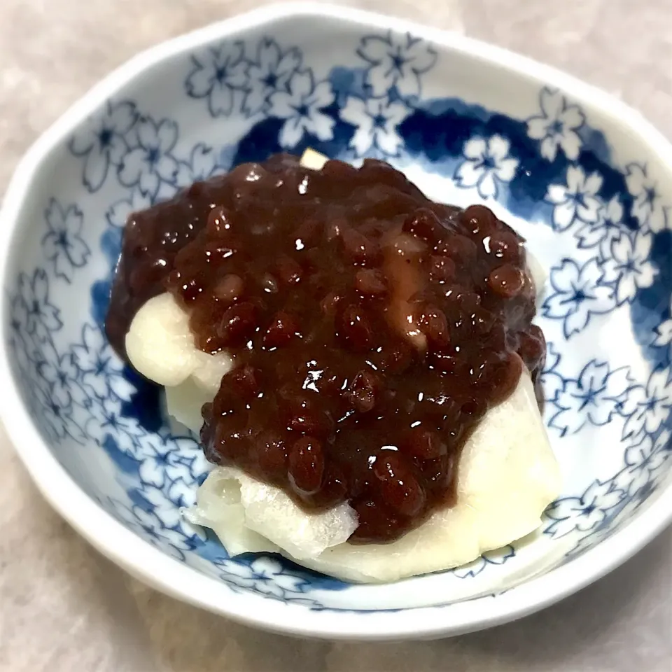 今日は鏡開きということで、とろ〜りあんこ餅を頂きます😋🎵|ギムレットさん