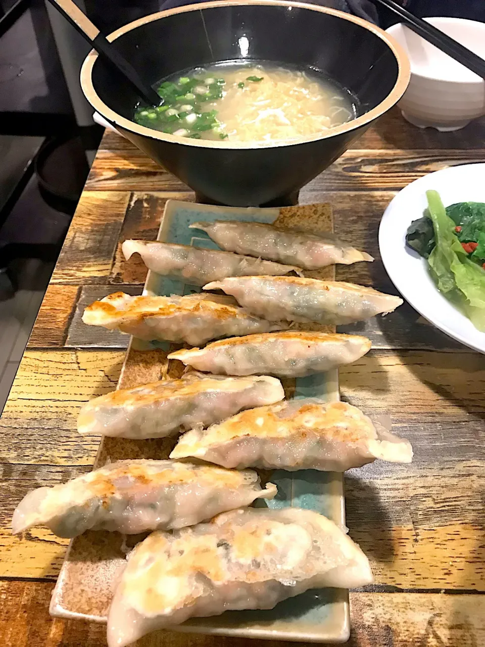 Pork water chestnuts & Chinese celery dumplings with noodles|Sky Blueさん