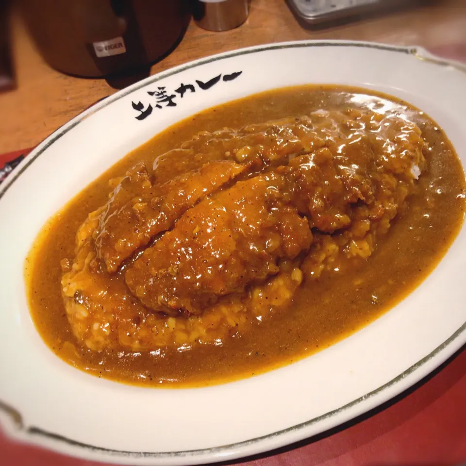 渋谷  上等カレーのカツカレー大盛り|Gigi Cafeさん