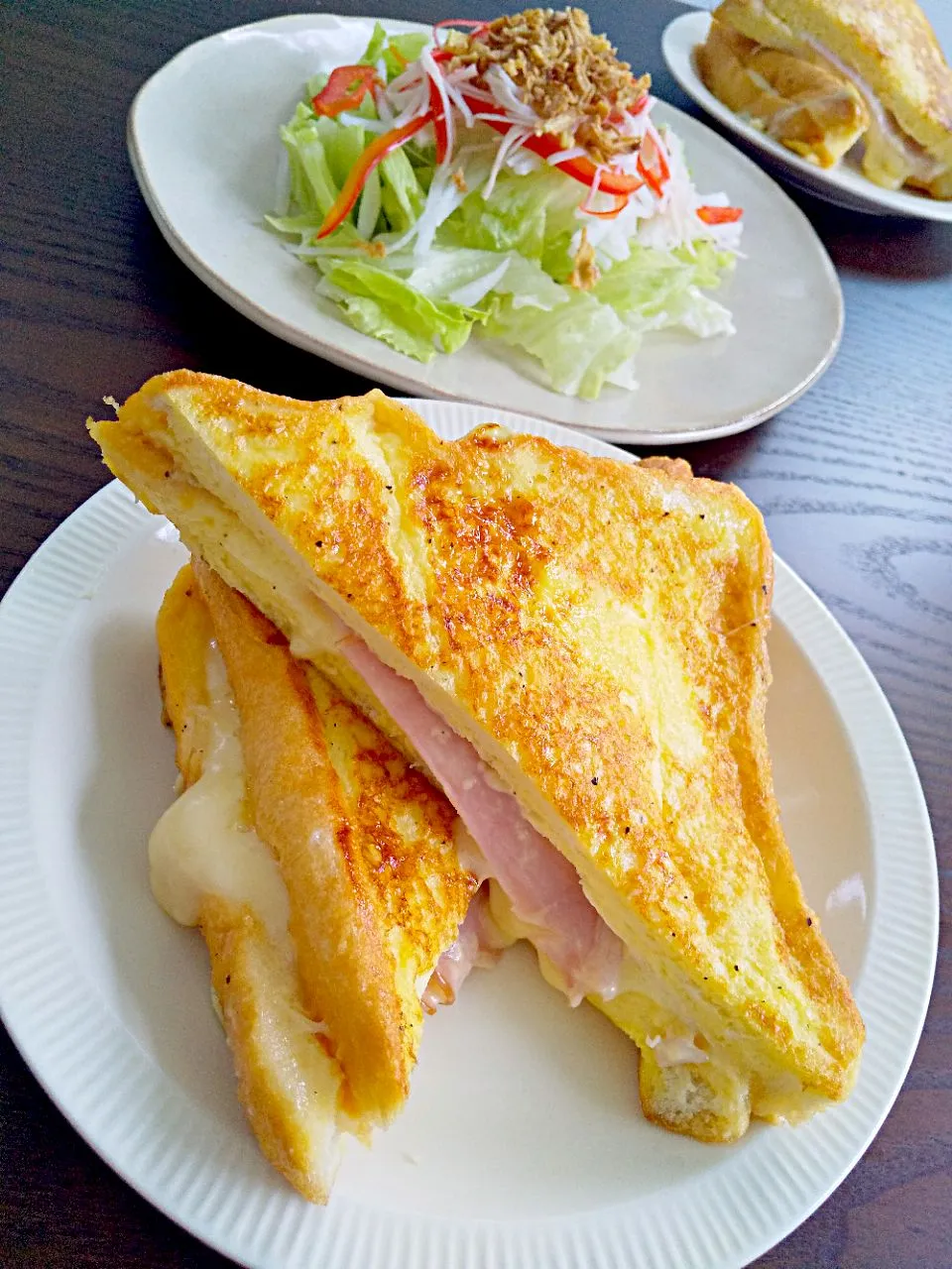 朝ごはんにフレンチトースト🍞🐣|じょうさん