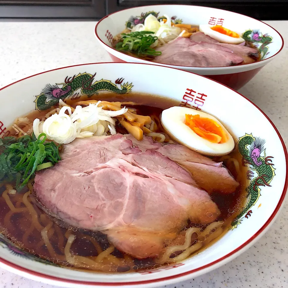 鶏ガラが手に入ったので久しぶりにラーメンスープ作ったよ🍜|ヨッチャンさん