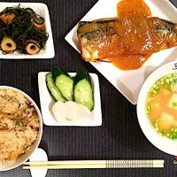 とろ〜り鯖の味噌煮和膳🐟|りさあんさん