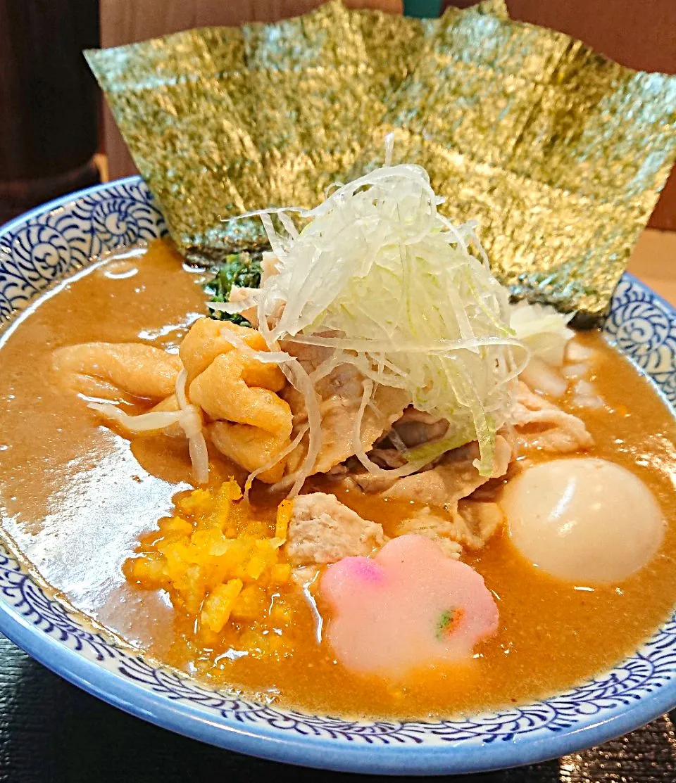 Snapdishの料理写真:#麺活  ~柚子味噌らー麺~|りくれんさん