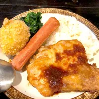 Snapdishの料理写真:成田屋の賄い|Yoichiro  Shimadaさん