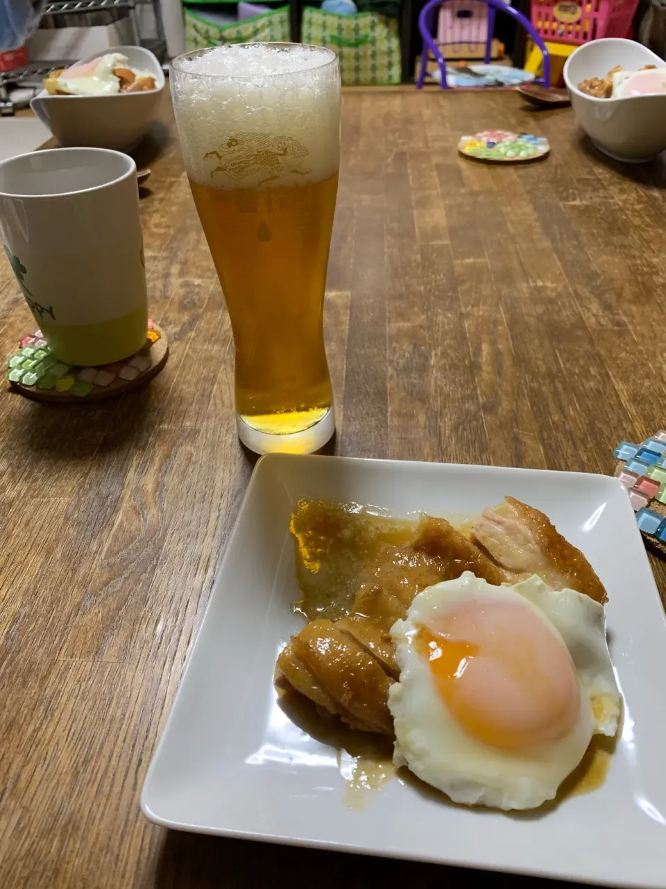 Snapdishの料理写真:照り焼きチキン・目玉焼き|ちびろ菌さん