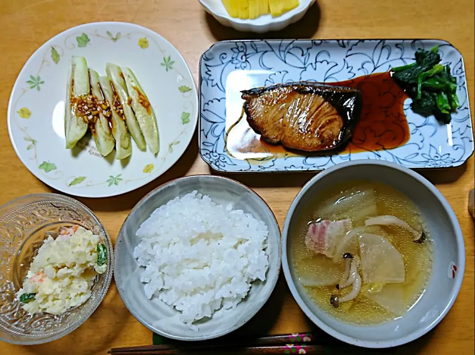 晩ごはん😊|しまだ ちえこさん