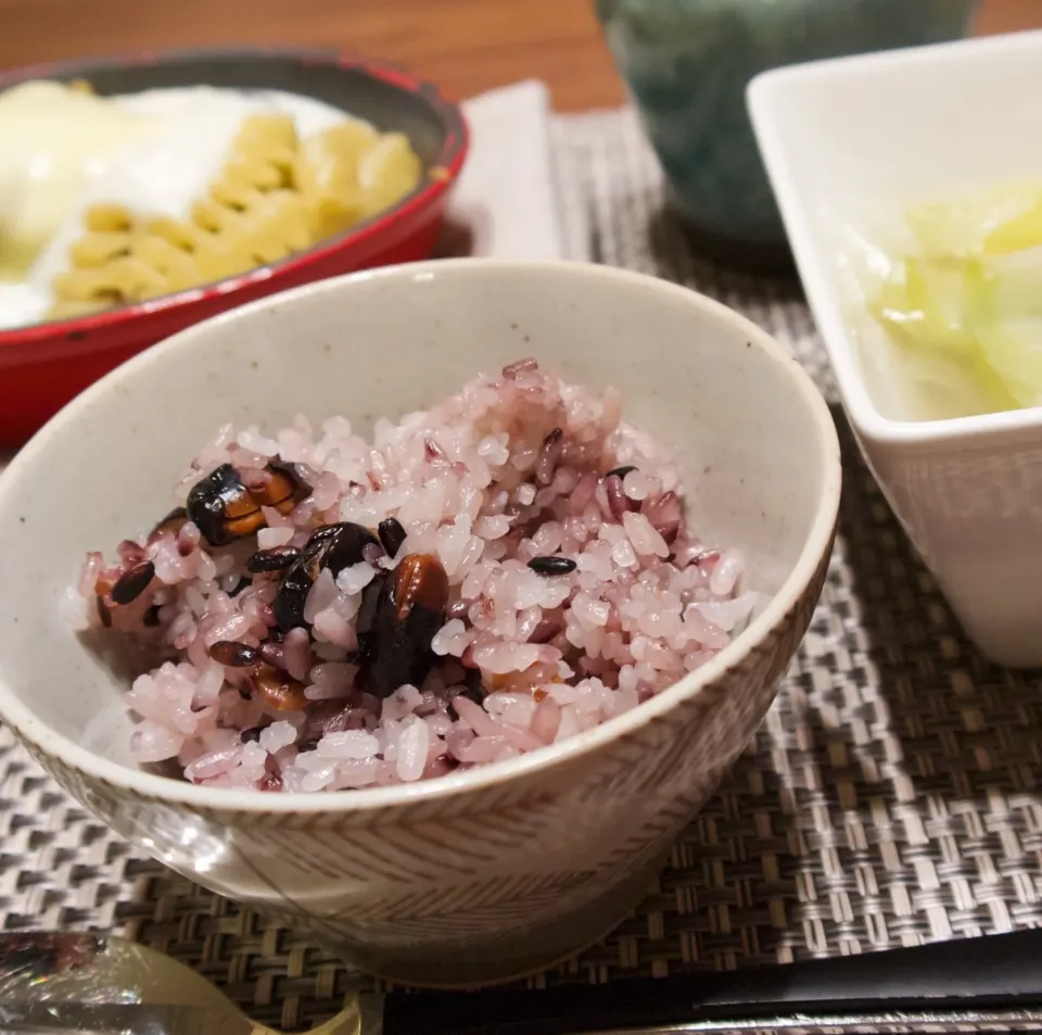 黒豆と黒米入りのごはん|麻紀子さん