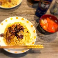 ベーコンと玉ねぎのパスタのようなもの|おむさん