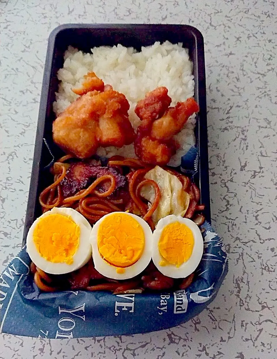 Snapdishの料理写真:息子君の焼きそば弁当|マアジュさん