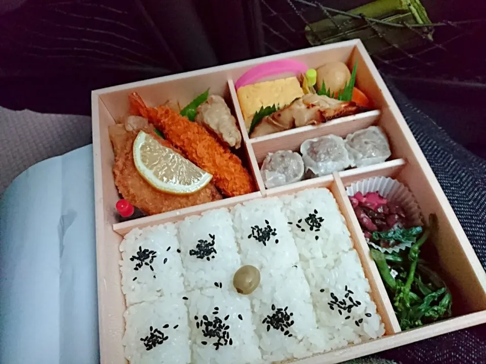 ロケ弁当|まぐろさん