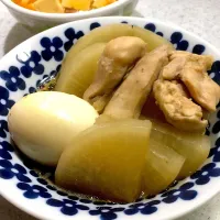 大根と鳥モモ肉の煮物|よっぴぃさん