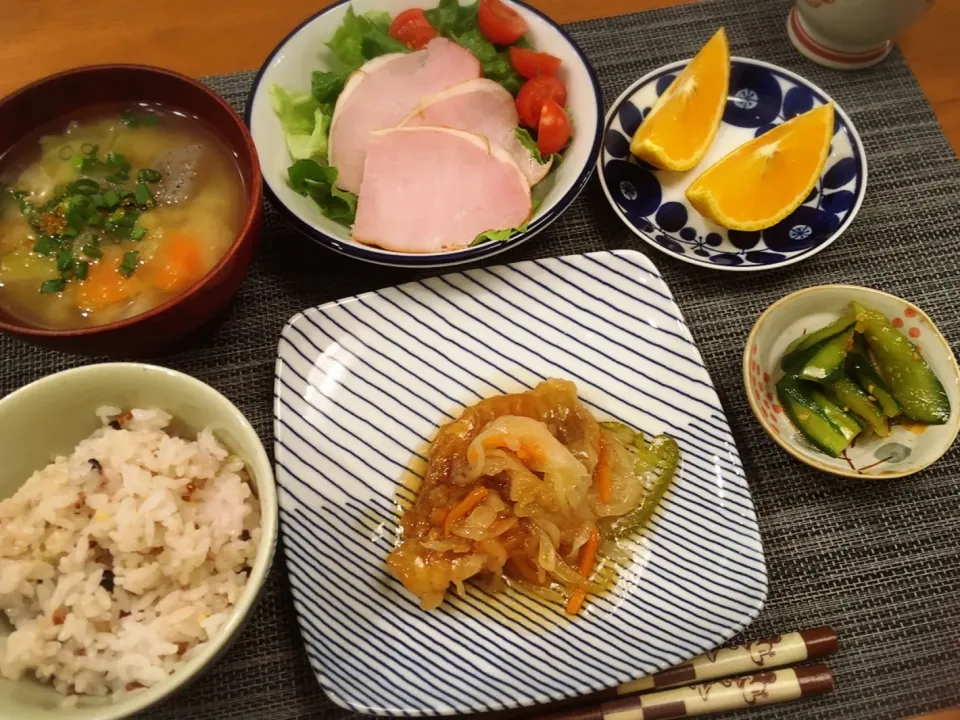 19/01/15 夕飯♪ 白身魚の野菜餡かけ ハムサラダ ピリ辛キュウリ 豚汁 スイートスプリング|ikukoさん