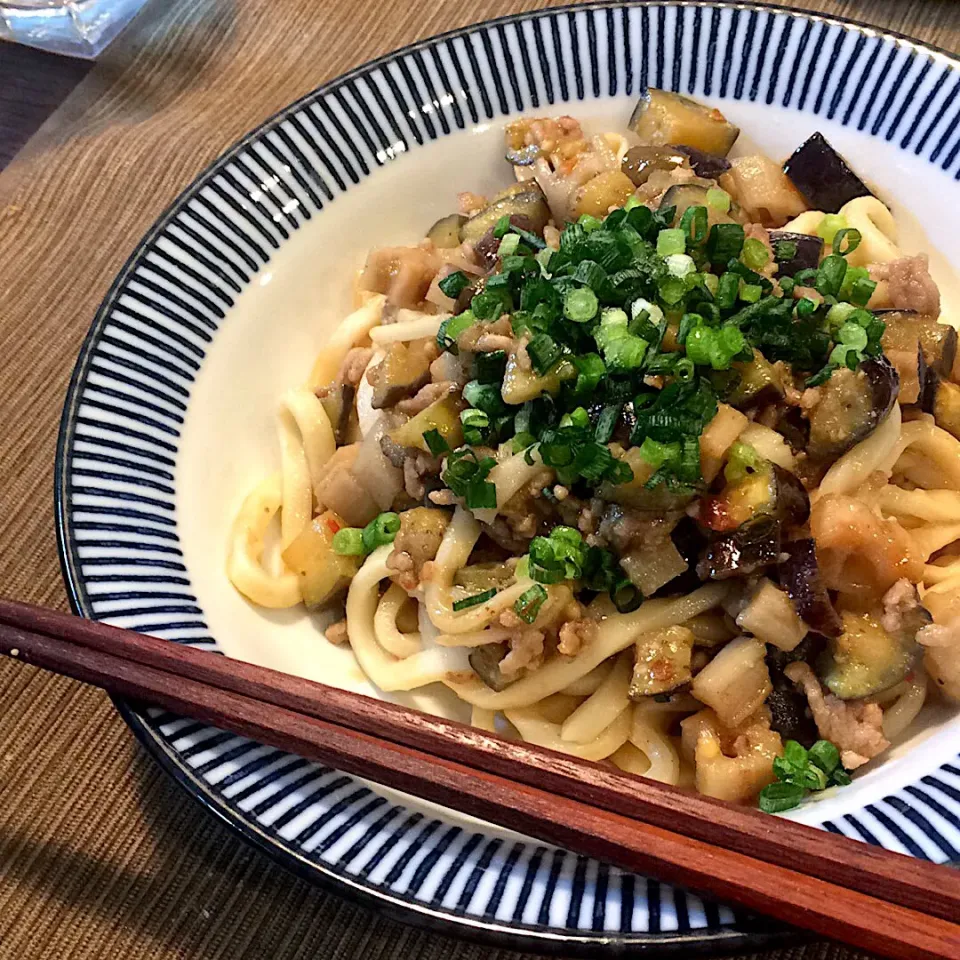 かおちゃんさんの料理 シャキシャキ長芋となすの肉味噌うどん♪|モスグリーンさん