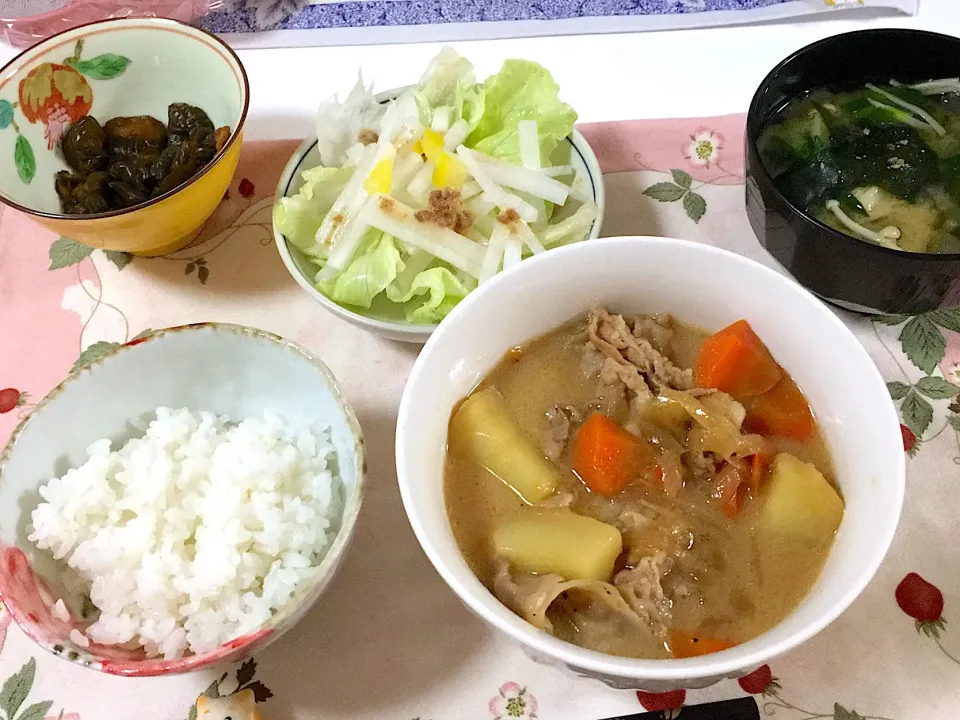 Snapdishの料理写真:クリーミー肉じゃが🥕|えりちゃんさん