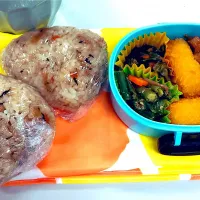 Snapdishの料理写真:1/9 冷凍食品に感謝弁当|きなこさん