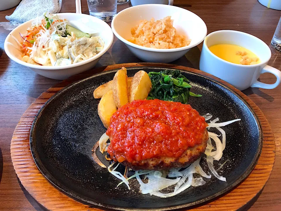 Snapdishの料理写真:あさくま チーズインハンバーグ♡|yumikoさん