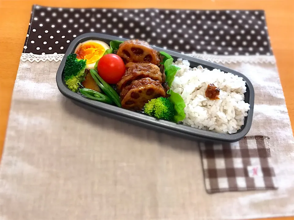 蓮根はさみ焼き🐄🐖
煮卵🥚
かぼちゃの煮物🎃
スナップえんどう✨
🥦🍅🍚もち麦入り😋|あやこさん