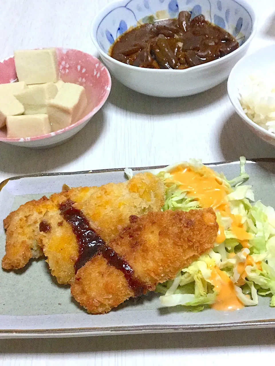 お手製アジフライ、サラダ、高野豆腐、どて煮|Ayaさん