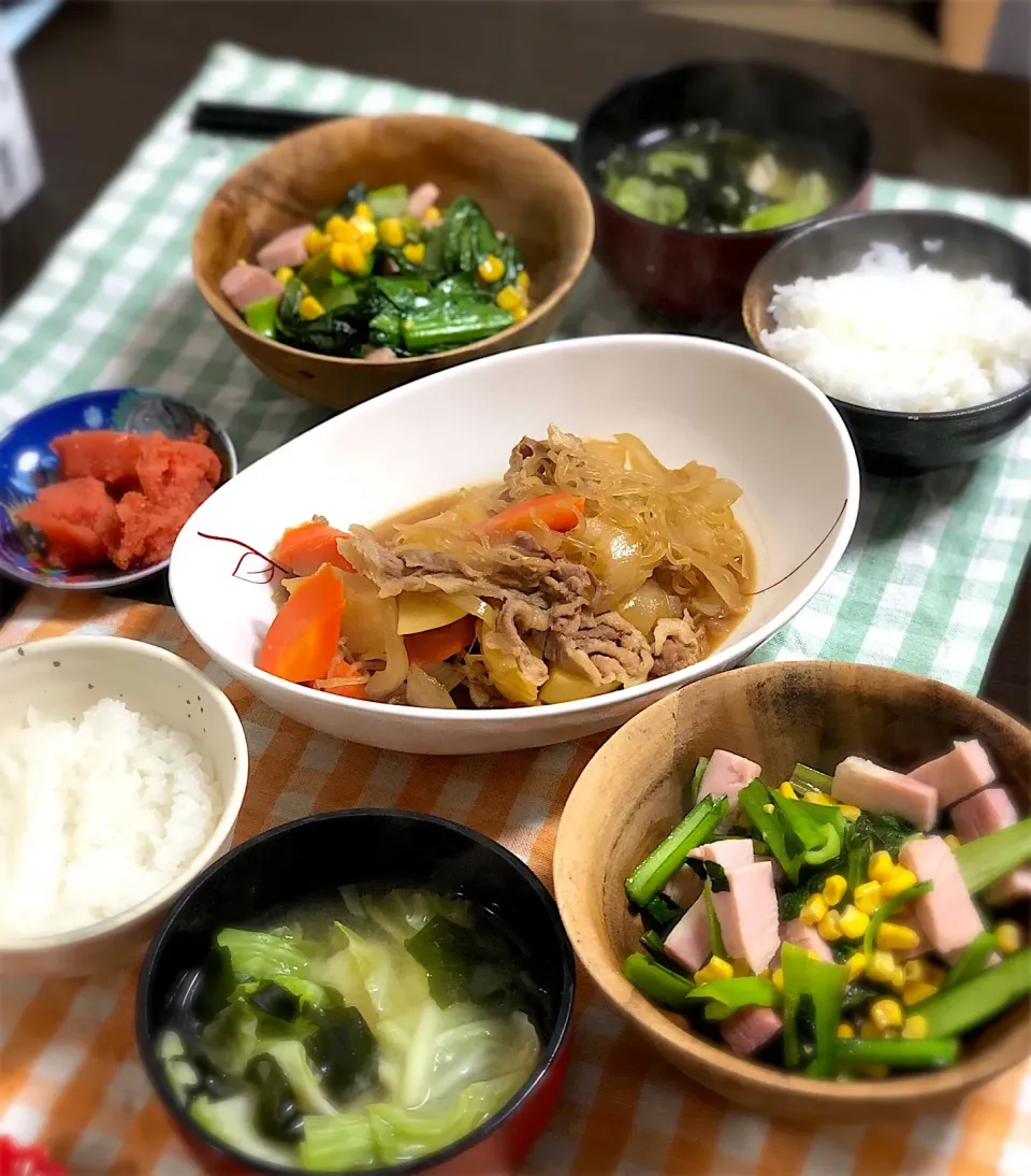 #今日の晩御飯 #夕食 #肉じゃが #小松菜炒め #味噌汁|禄 恵さん